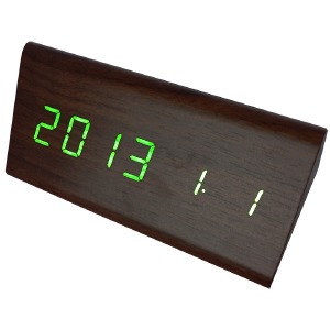 Часы настольные с будильником VST-861-4 в виде черного дерев.бруска с зеленой подсветкой - фото