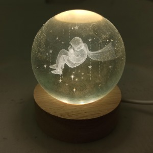 Ночник хрустальный шар 6см маленький принц 3 на деревянной подставке LED подсветка/от USB - фото