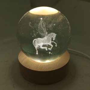Ночник хрустальный шар 6см пегас на деревянной подставке LED подсветка/от USB - фото