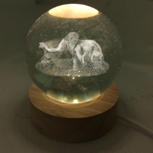 Ночник хрустальный шар 8см слон на деревянной подставке LED подсветка/от USB - фото