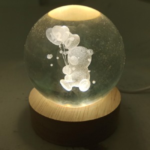 Ночник хрустальный шар 6см мишка с шариками на деревянной подставке LED подсветка/от USB - фото