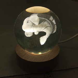 Ночник хрустальный шар 8см Немо на деревянной подставке LED подсветка/от USB - фото