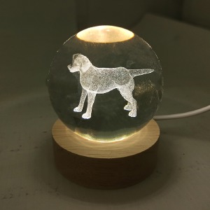 Ночник хрустальный шар 8см собака на деревянной подставке LED подсветка/от USB - фото