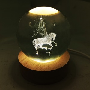 Ночник хрустальный шар 8см пегас на деревянной подставке LED подсветка/от USB - фото